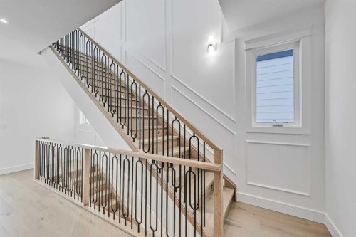 1739 48 Avenue Sw, Calgary, AB - Indoor Photo Showing Other Room