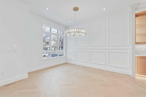 1739 48 Avenue Sw, Calgary, AB - Indoor Photo Showing Other Room