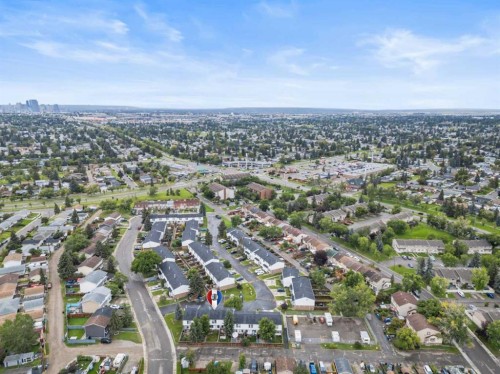 3-100 Pennsylvania Road Se, Calgary, AB - Outdoor With View