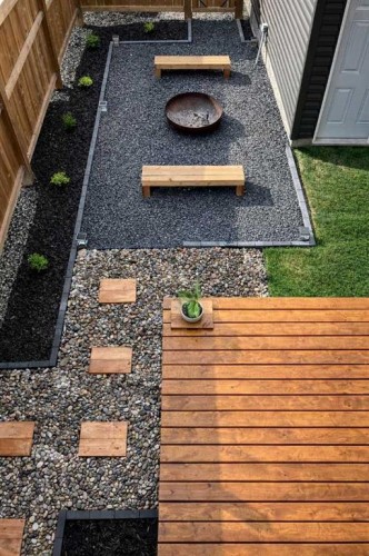 101 Lavender Manor Se, Calgary, AB - Outdoor