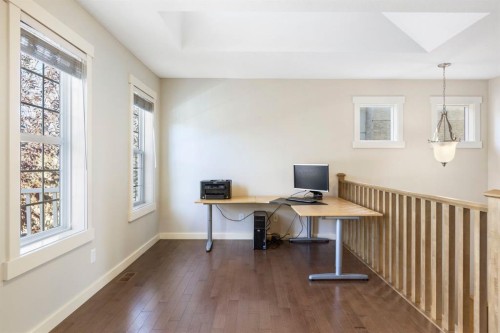5550 Henwood Street Sw, Calgary, AB - Indoor Photo Showing Office