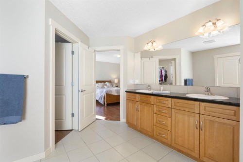 5550 Henwood Street Sw, Calgary, AB - Indoor