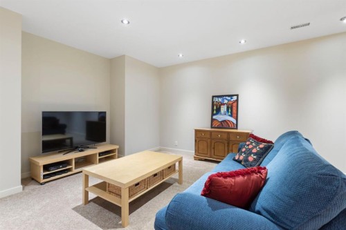 5550 Henwood Street Sw, Calgary, AB - Indoor