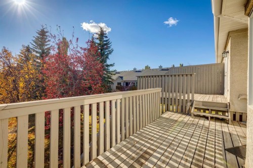 19 Sunlake Gardens Se, Calgary, AB - Outdoor With Deck Patio Veranda
