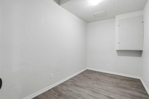 8 Taralake Way Ne, Calgary, AB - Indoor Photo Showing Other Room
