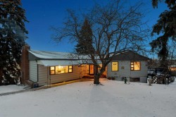 2307 Sunset Avenue SW Calgary, AB T3C 2M9