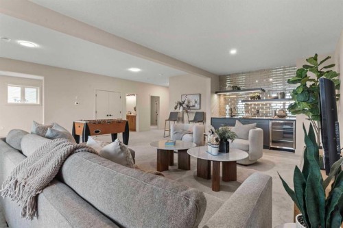 8 Westmount Point, Okotoks, AB - Indoor Photo Showing Living Room