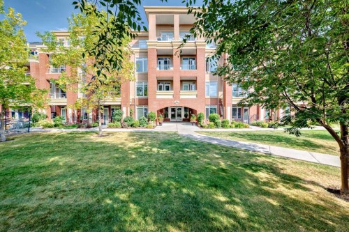 7204-14 Hemlock Crescent Sw, Calgary, AB - Outdoor With Facade