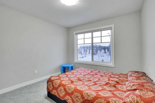 14 Belvedere Common Se, Calgary, AB - Indoor Photo Showing Bedroom