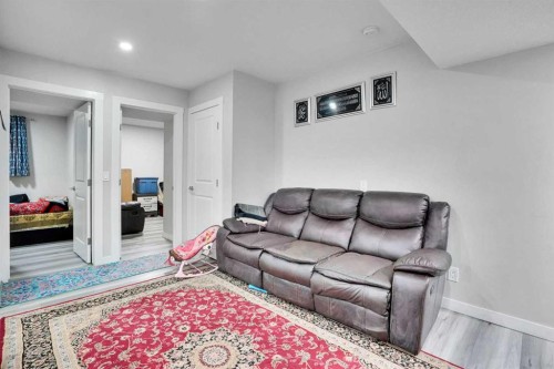14 Belvedere Common Se, Calgary, AB - Indoor Photo Showing Living Room