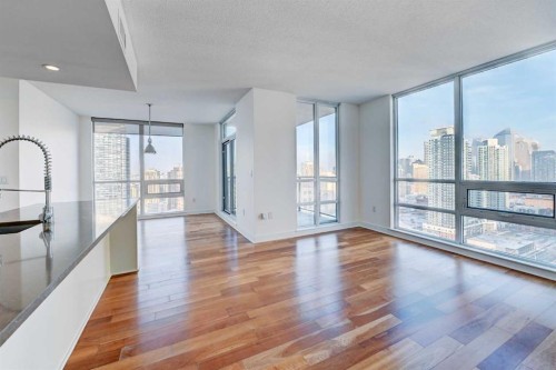 2404-1118 12 Avenue Sw, Calgary, AB - Indoor Photo Showing Other Room