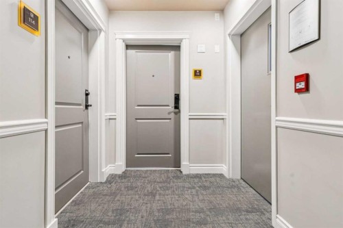 115-10 Mahogany Mews Se, Calgary, AB - Indoor Photo Showing Other Room