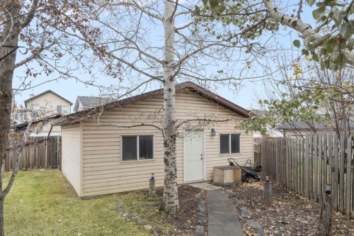 176 Prestwick Heights Se, Calgary, AB - Outdoor