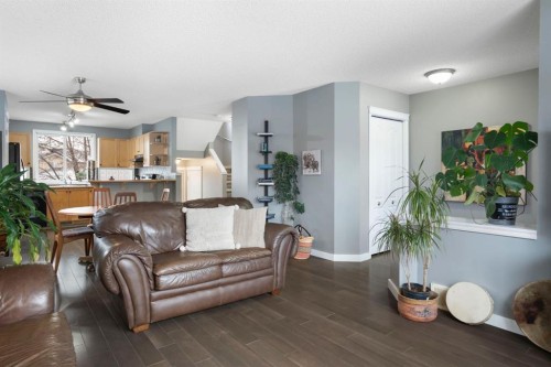 176 Prestwick Heights Se, Calgary, AB - Indoor Photo Showing Living Room