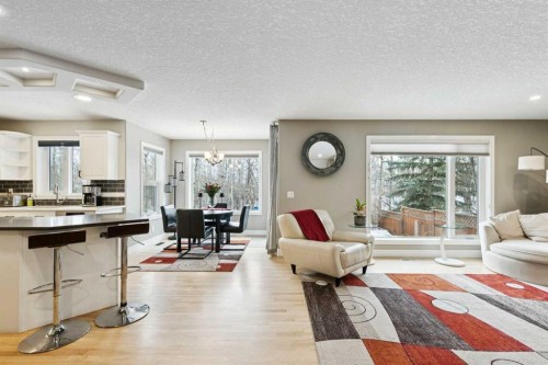 810 Wentworth Place Sw, Calgary, AB - Indoor Photo Showing Living Room