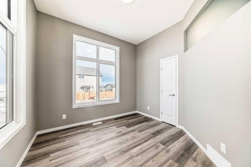 155 Sawgrass Gate Nw, Airdrie, AB - Indoor Photo Showing Other Room