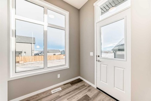 155 Sawgrass Gate Nw, Airdrie, AB - Indoor Photo Showing Other Room