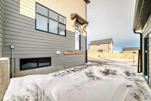 155 Sawgrass Gate Nw, Airdrie, AB - Outdoor With Exterior