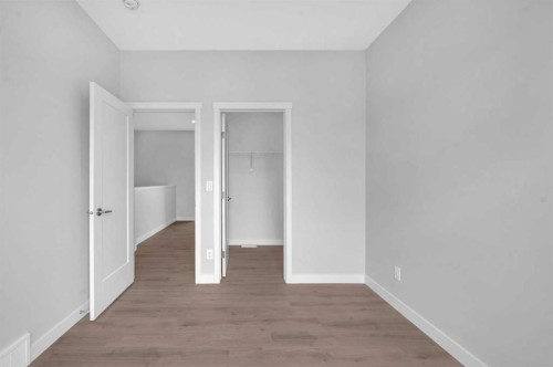 305 Shawnee Square Sw, Calgary, AB - Indoor Photo Showing Other Room