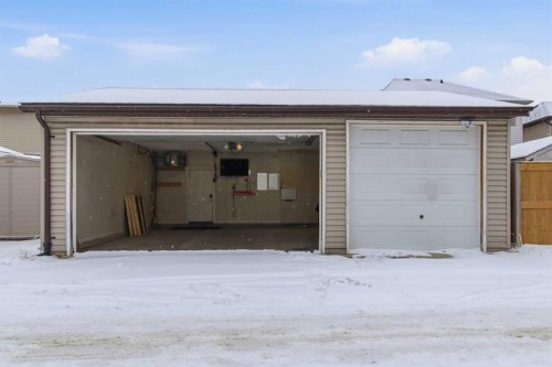 4358 Elgin Avenue Se, Calgary, AB - Outdoor With Exterior