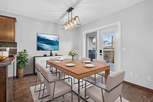 4358 Elgin Avenue Se, Calgary, AB - Indoor Photo Showing Dining Room