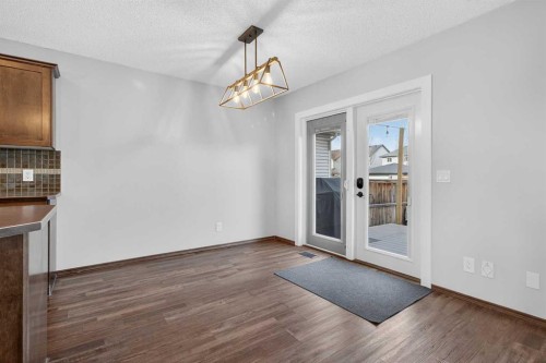 4358 Elgin Avenue Se, Calgary, AB - Indoor Photo Showing Other Room