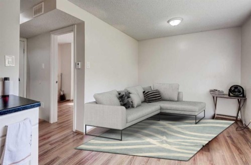 5 Fonda Drive Se, Calgary, AB - Indoor