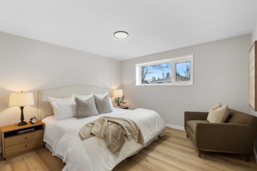 198 Silver Brook Road Nw, Calgary, AB - Indoor Photo Showing Bedroom