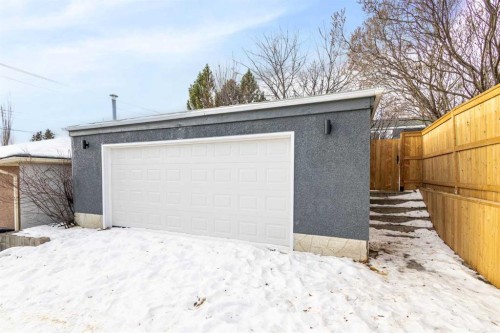 198 Silver Brook Road Nw, Calgary, AB - Outdoor