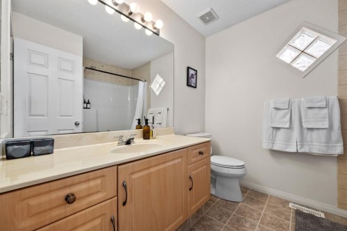 111 Panorama Hills Way Nw, Calgary, AB - Indoor Photo Showing Bathroom