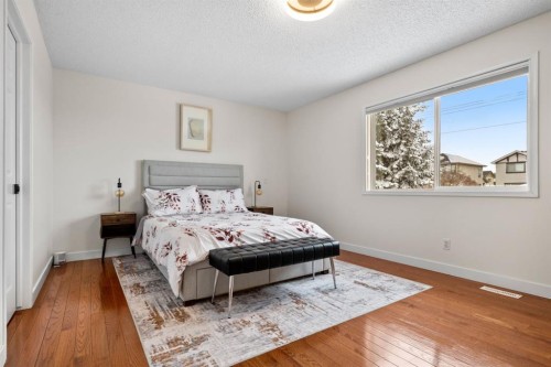 111 Panorama Hills Way Nw, Calgary, AB - Indoor Photo Showing Bedroom