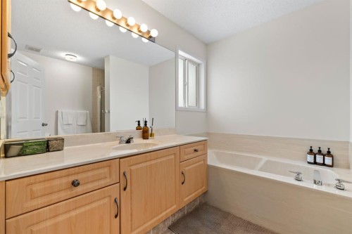 111 Panorama Hills Way Nw, Calgary, AB - Indoor Photo Showing Bathroom