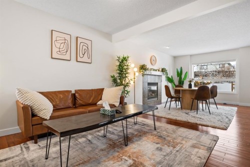 111 Panorama Hills Way Nw, Calgary, AB - Indoor Photo Showing Living Room