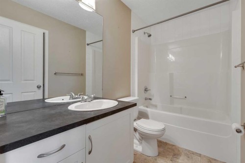 119 Valley Stream Circle Nw, Calgary, AB - Indoor Photo Showing Bathroom