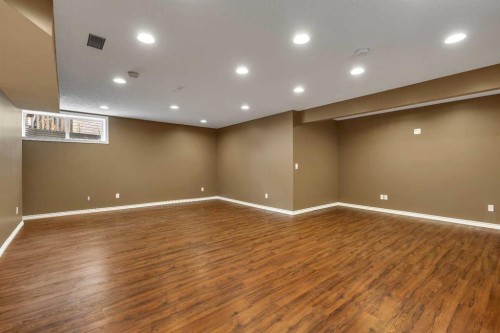119 Valley Stream Circle Nw, Calgary, AB - Indoor