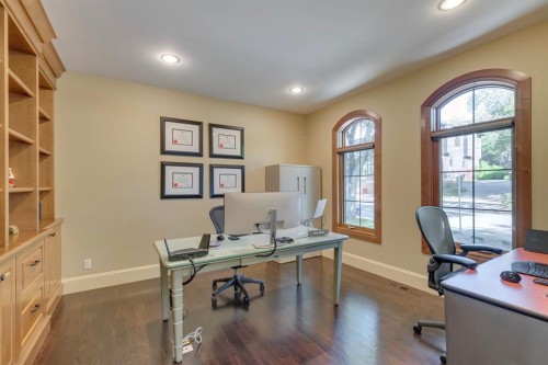 2609 7 Avenue Nw, Calgary, AB - Indoor Photo Showing Office