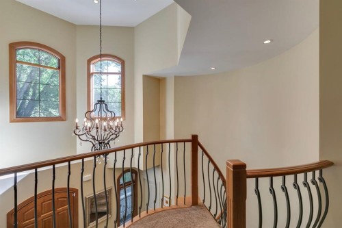 2609 7 Avenue Nw, Calgary, AB - Indoor Photo Showing Other Room