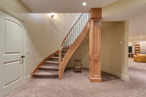 2609 7 Avenue Nw, Calgary, AB - Indoor Photo Showing Other Room