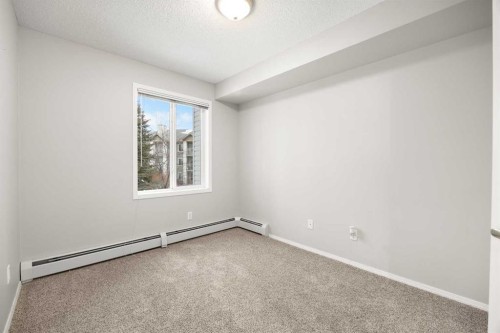 3214-6818 Pinecliff Grove Ne, Calgary, AB - Indoor Photo Showing Other Room