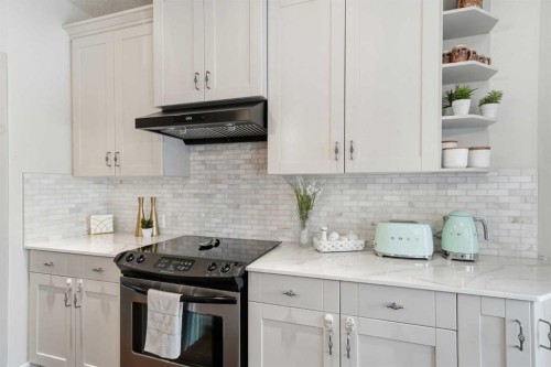 65 Sage Hill Landing Nw, Calgary, AB - Indoor Photo Showing Kitchen With Upgraded Kitchen