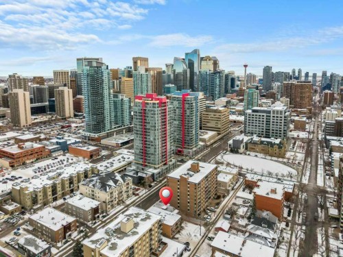 1023 12 Avenue Sw, Calgary, AB - Outdoor With View