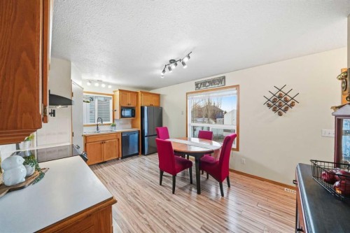 5 Greenview Way, Strathmore, AB - Indoor