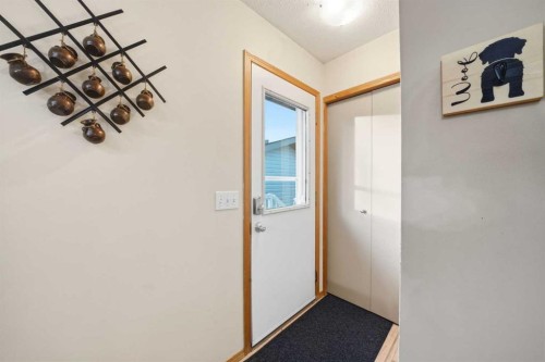 5 Greenview Way, Strathmore, AB - Indoor Photo Showing Other Room