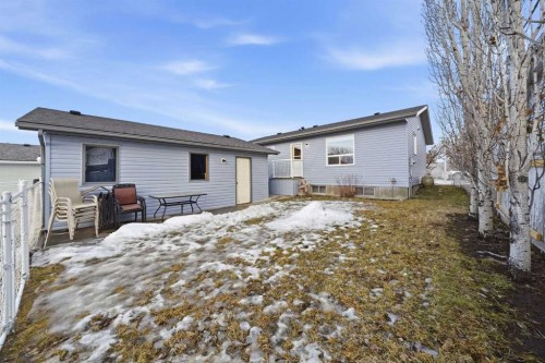5 Greenview Way, Strathmore, AB - Outdoor With Exterior