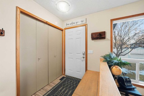 5 Greenview Way, Strathmore, AB - Indoor Photo Showing Other Room