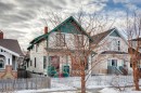 1747 2 Avenue Nw, Calgary, AB  - Outdoor With Facade 