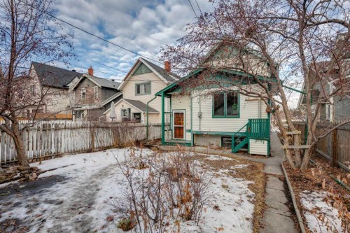 1747 2 Avenue Nw, Calgary, AB - Outdoor