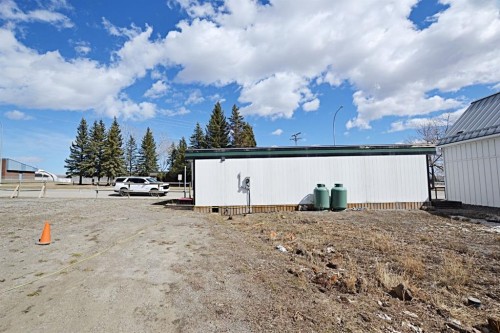 220 Main Street, Diamond Valley, AB 