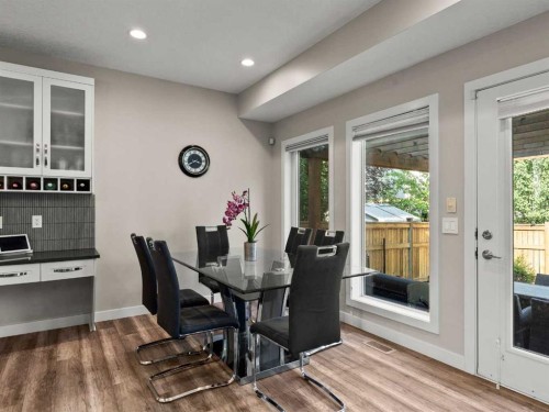 78 Auburn Glen Circle Se, Calgary, AB - Indoor Photo Showing Dining Room