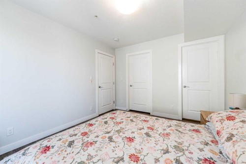 3217-6118 80 Avenue Ne, Calgary, AB - Indoor Photo Showing Bedroom